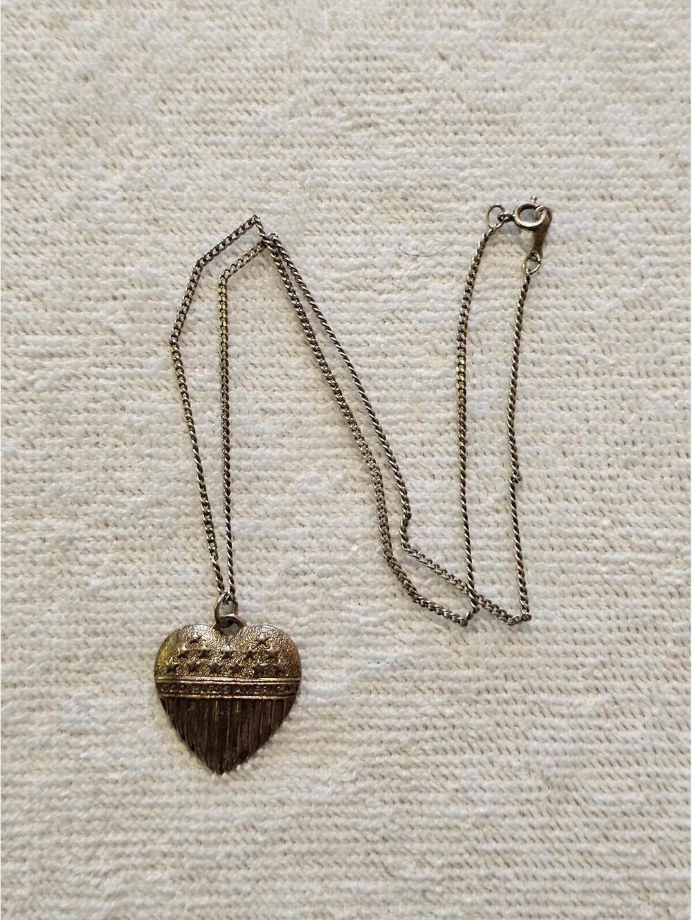 Avon Liberty 1886-1986 Heart Necklace